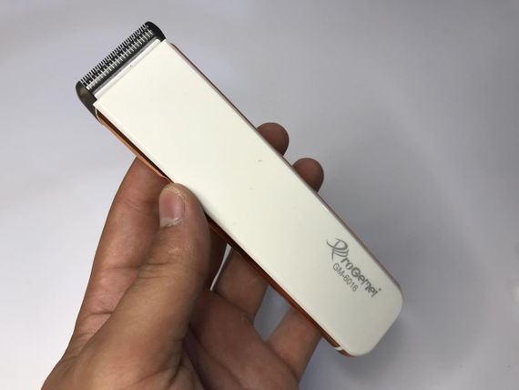 Аккумуляторный мужской триммер для бороды усов и тела Pro Gemei GM 6016 машинка для стрижки | Зображення 2