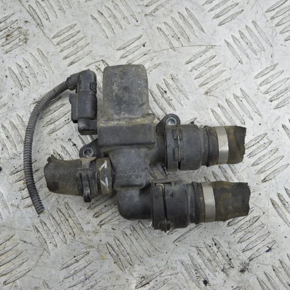 Електромагнітний клапан води 2.0 SDI Volkswagen Caddy III Клапан обігрівача пічки Фольксваген Кадді 1K0820036A | Зображення 1