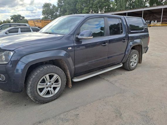 Боковые пороги Tayga Grey (2 шт., алюминий) для Volkswagen Amarok 2010-2022 гг | Зображення 2