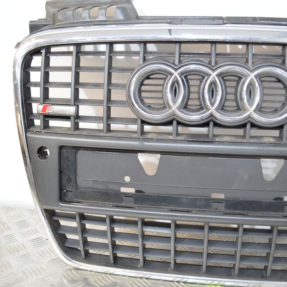 Решітка радіатора Audi A4 B7 S-Line 2004-2008 Решітка переднього бампера Ауді а4 б7 8E0853651M | Зображення 1