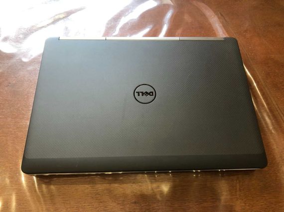 Мобильная рабочая станция Dell Precision 7520 / 15.6" (1920x1080) IPS / Intel Core i7-7820HQ (4 (8) ядра по 2.9 - 3.9 GHz) / 16 GB DDR4 / 512 GB SSD / nVidia Quadro M1200, 4 GB GDDR5, 128-bit / WebCam б/у | Зображення 7