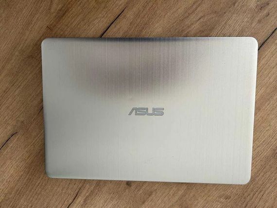 Ноутбук Asus X411UN 14,0" IPS i7 8550U 16Gb SSD 180Gb + HDD 500Gb NVidia MX150 Б/В | Зображення 5
