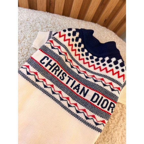 Брендовый свитер для собак CHRISTIAN DIOR с красно-синими узорами, белый | Зображення 3