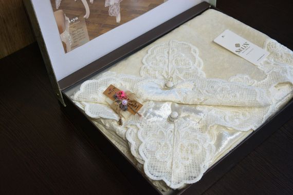 Велюрова скатертина Selin Asya 160х220 Кремова | Зображення 2