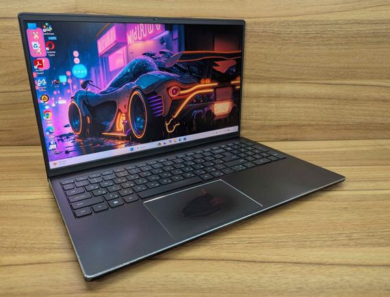 Игровой ноутбук Б-класс Dell Vostro 15 7510 / 15.6" (1920x1080) IPS / Intel Core i7-11800H (8 (16) ядер по 2.3 - 4.6 GHz) / 16 GB DDR4 / 512 GB SSD / nVidia GeForce RTX 3050 Ti, 4 GB GDDR6, 128-bit / WebCam / Fingerprint / Windows 11 б/у + Подарок Мышь | Зображення 3
