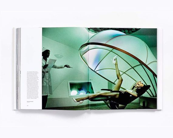 Книги о красоте и моде Stoppers: Photographs from My Life at Vogue. Phyllis Posnick Мода и стиль в фотографии | Зображення 4