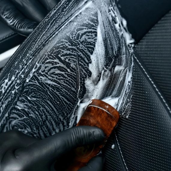 Щётка K2 Auron Brush для очищения кожаной и тканой обивки (G450) | Зображення 5