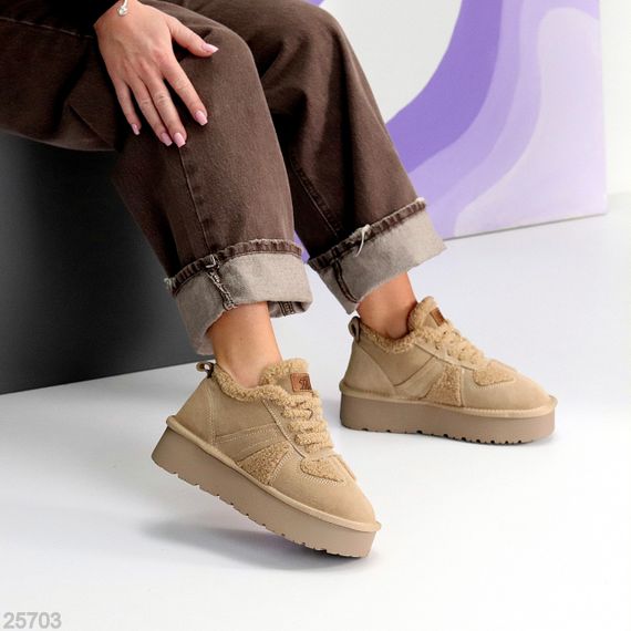 Замшевые Бежевые кроссовки угги с мехом Тедди на утолщенной подошве | Зображення 3