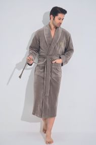 Мужской однотонный велюровый халат Nusa 21680 бежевый XL