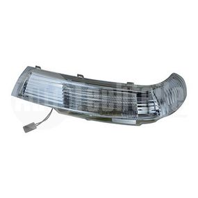 Повторитель поворота правый VW Touareg  03-07, AutoTechteile, 394 9013, 89490705002