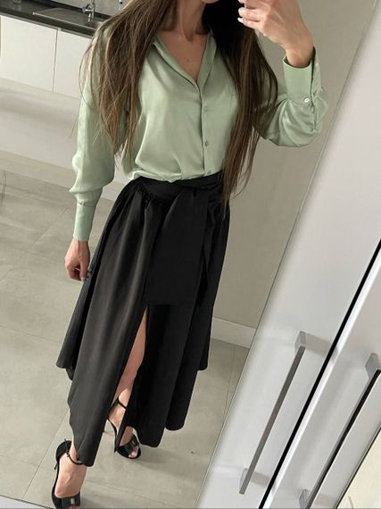 Женская легкая юбка миди софт с разрезом DK111 цвет черный, размер onesize 42/48 | Зображення 1