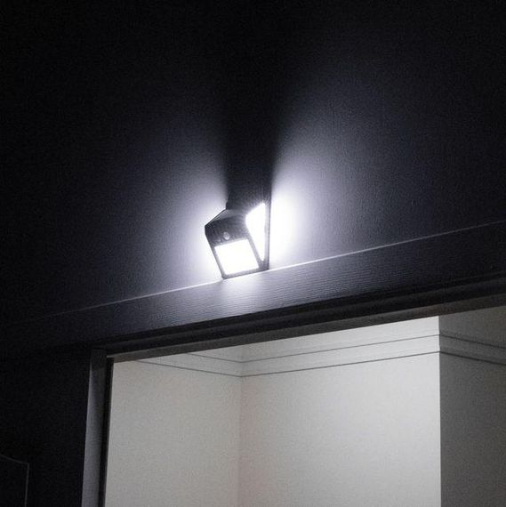 Світильник акумуляторний настінний 144 SMD, вуличний, сонячна панель, датчик руху INTERTOOL LB-0114 | Зображення 5