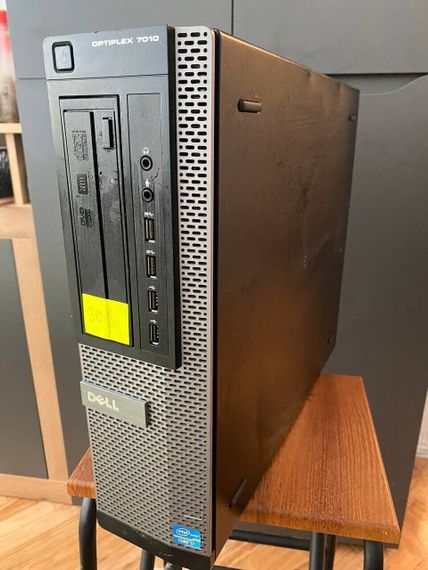 Комп'ютер Dell OptiPlex 7010 SFF / Intel Core i7-3770 (4 (8) ядра по 3,4 - 3,9 ГГц) / 8 ГБ DDR3 / 120 ГБ SSD / Intel HD Graphics 4000 / DVD-ROM б/в | Зображення 2