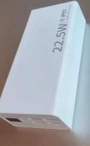 Повербанк KL112 30000 mAh 22.5W — Максимум енергії в компактному корпусі