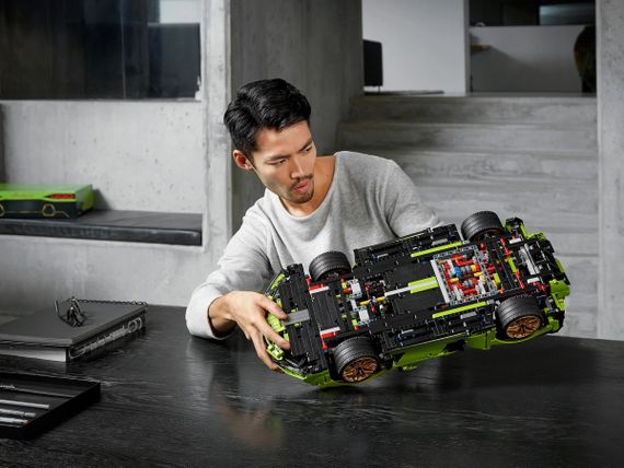 Конструктор LEGO Technic Lamborghini Sian FKP 37 (42115) | Зображення 2