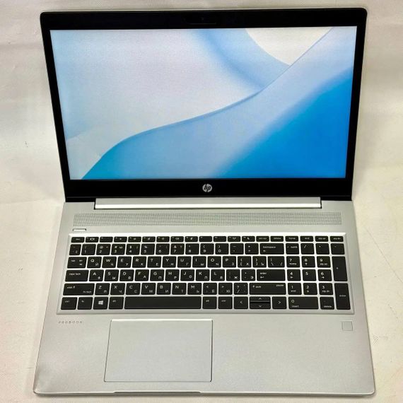 Ультрабук Б-клас HP ProBook 455 G7 / 15.6" (1366x768) TN / AMD Ryzen 3 4300U (4 ядра по 2.7 - 3.7 GHz) / 8 GB DDR4 / 256 GB SSD / AMD Radeon Graphics / WebCam б/в | Зображення 2