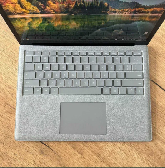 Ноутбук Сенсорний Surface Laptop i5 7300U 8Gb SSD 128Gb Б/В | Зображення 4