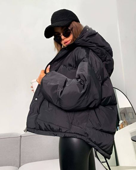Женская теплая дутая куртка короткая Оверсайз, AL144 цвет черный, размер onesize 42/46 | Зображення 2