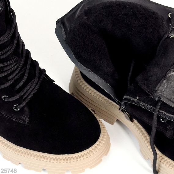 Чорні зимові черевики берці натуральна замша на бежевій підошві | Зображення 8