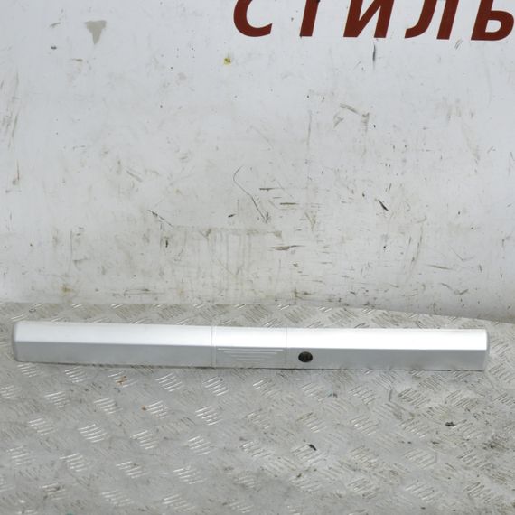 Панель підсвічування заднього номера ляди Volkswagen T4 1990-2003 Накладка освітлення номера Фольксваген т4 705829213