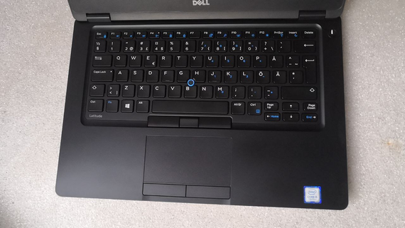 Игровой ноутбук Dell Latitude / 14" IPS / Core i5-7200U (2(4) ядра по 2.5-3.1GHz) / 8GB DDR4 / 256GB SSD / GeForce 930MX, 2GB DDR3, 64bit / WebCam / HDMI б/у | Зображення 2