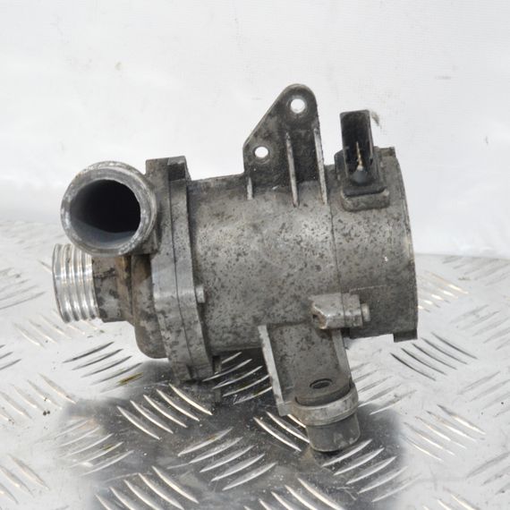 Водяний насос електричний BMW E60 E62 E81 E82 E87 E88 E90 E91 E93 2006-2013 Насос води БМВ е60 е61 е81 е82 е90 е91 11517561229 | Зображення 2