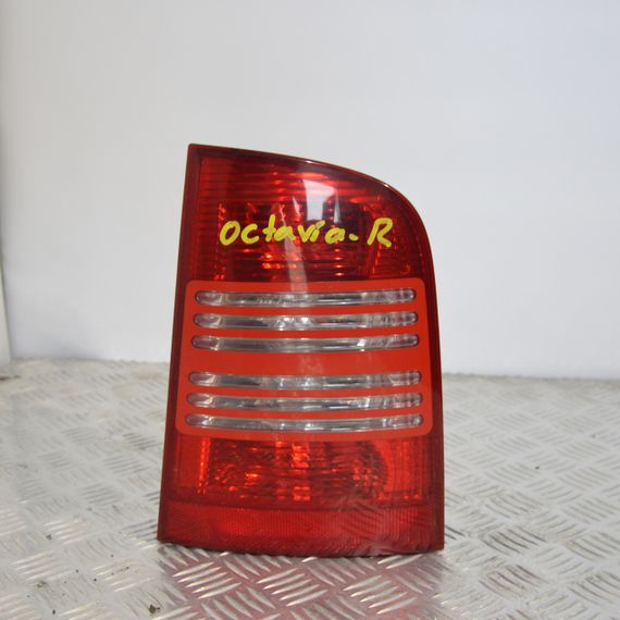 Ліхтар задній правий Skoda Octavia Tour 1998-2010 універсал Фара стоп задня права Шкода Октавія Тур 1U9945096B
