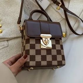Сумка для дівчинки через плече підліткова стильна коричнева клітинка