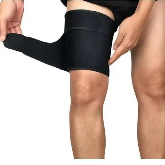 Повязка фиксатор для бедра универсальный размер Черный