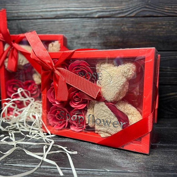 Ароматне мило у вигляді троянд та м'який рушник, у наборі 6 червоних троянд та рушник у вигляді ведмедика | Зображення 3