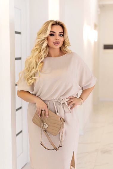 Женское летнее платье миди с коротким рукавом с разрезом и поясом GF9037 цвет бежевый размер 42/44 | Зображення 3