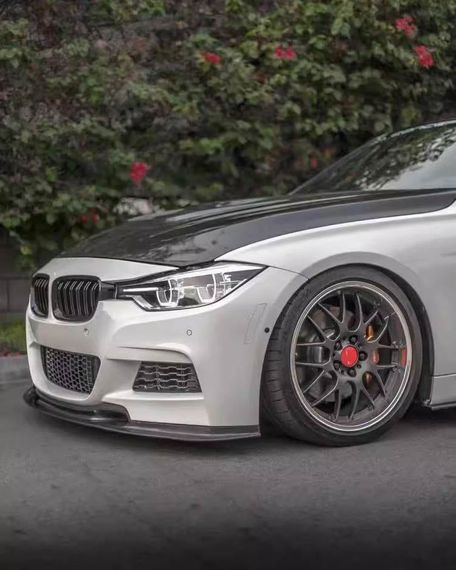 Накладка на передній бампер Lip V-Style (для F30 M-Sport, Карбон) для BMW 3 серія F-30/31/34 2012-2019 рр | Зображення 2