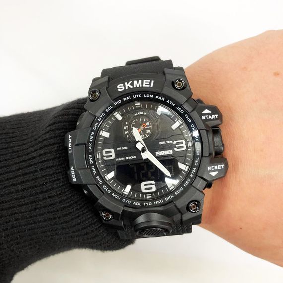 Годинник наручний чоловічий SKMEI 1586BK BLACK, водонепроникний чоловічий годинник, годинник спортивний. Колір: чорний | Зображення 1