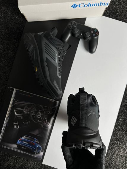 Чоловічі зимові кросівки Climawarm Black Fur , В'єтнам,  зима 42 26.5 | Зображення 3