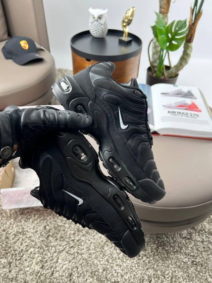 Кроссовки Air Max Tn Plus Black White Swoosh весна / лето / осень В3329 41 | Зображення 5