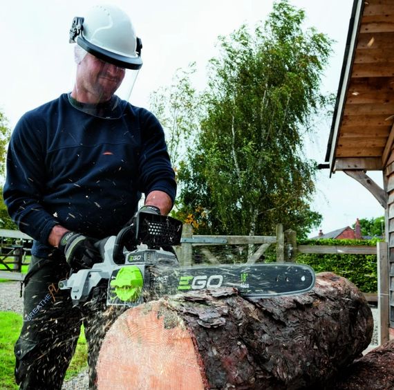 Акумуляторна ланцюгова пилка EGO CS1800E | Зображення 5