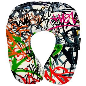 Подушка дорожня Граффити 32x30 см (DOP_16J094)