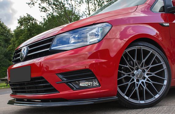 Передня лип накладка (ABS) для Volkswagen Caddy 2015-2020 рр