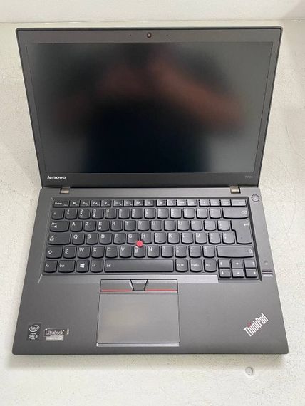 Ноутбук Lenovo ThinkPad T450s / 14" (1600x900) TN / Intel Core i5-5300U (2 (4) ядра 2.3 - 2.9 GHz) / 8 GB DDR3 / 128 GB SSD / Intel HD Graphics 5500 / WebCam б/в | Зображення 1