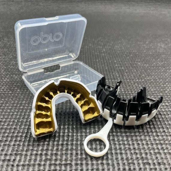 Капа OPRO Instant взрослая (возраст 11+) White/Gold (art.102520006) | Зображення 6