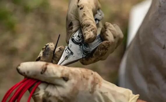 Мультитул Leatherman 832642 Free P4 Silver + чохол | Зображення 8