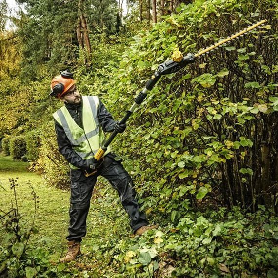 Кусторез аккумуляторный нож 55мм безщеточный со штангой DeWALT DCMPH566P1 | Зображення 7