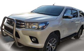 Передняя защита QT007 (нерж) для Toyota Hilux 2015-2024 гг