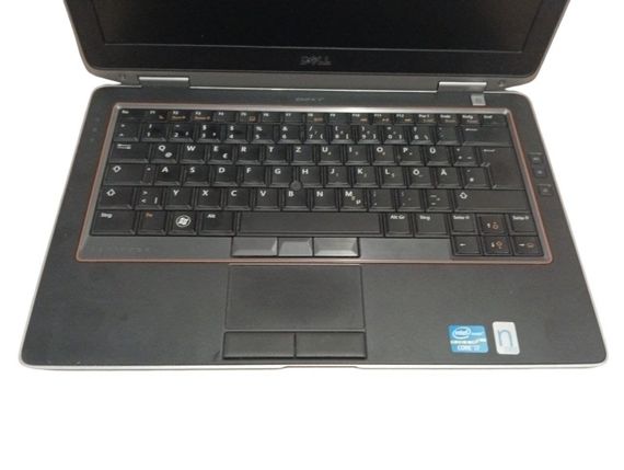 Ноутбук Dell Latitude E6320 / 14" (1920x1080) TN / Intel Core i7-2640M (2 (4) ядра по 2.8 - 3.5 GHz) / 4 GB DDR3 / 120 GB SSD / Intel HD Graphics 3000 / WebCam б/у | Зображення 2