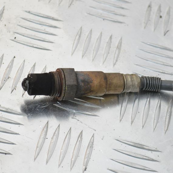 Лямбда зонд до каталізатора 1.4-6.0 Volkswagen Golf Passat Polo T5 Jetta Caddy 2003-2018 Датчик кисню Фольксваген Гольф 03C906262A | Зображення 1