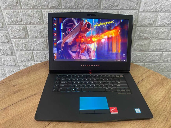 Ноутбук Dell Alienware 15 R3 15.6"FHD/IPS/120Hz/i7 6700HQ/32Gb/SSD500Gb/GTX1070-8Gb