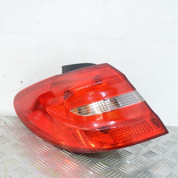 Ліхтар задній лівий Mercedes B-Class W246 2011-2014 дорестайл Фара стоп задня ліва Мерседес в246 A2468200164