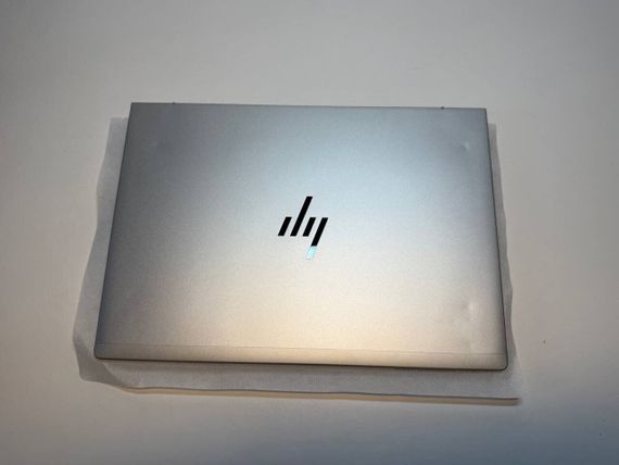 Ноутбук Б-клас HP EliteBook 6 G1a 14 / 14" (1920x1200) IPS / AMD Ryzen 5 Pro 230 (6 (12) ядер по 3.5 - 4.9 GHz) / 16 GB DDR5 / 256 GB SSD / AMD Radeon 760M Graphics / WebCam | Зображення 5