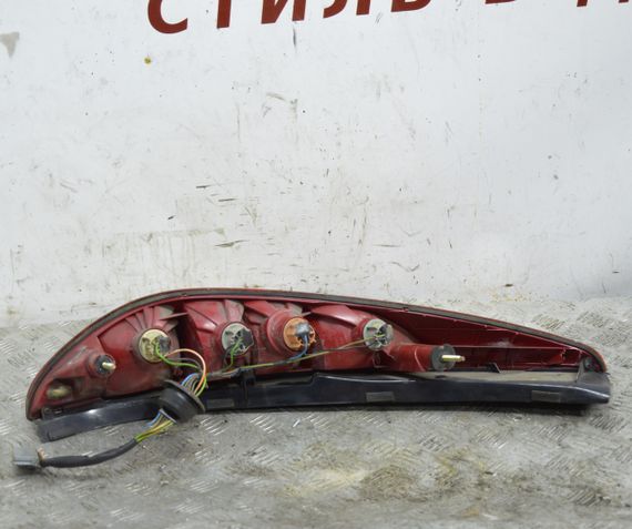 Ліхтар задній правий Ford Mondeo III Mk3 універсал Форд Мондео 3 1S7113404C 1S71-13404-C | Зображення 3