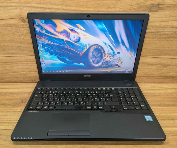 Ноутбук Fujitsu LifeBook A357 / 15.6" (1366x768) TN / Intel Core i5-7200U (2 (4) ядра по 2.5 - 3.1 GHz) / 8 GB DDR4 / 240 GB SSD / Intel HD Graphics 620 / WebCam / Windows 10 б/в | Зображення 1